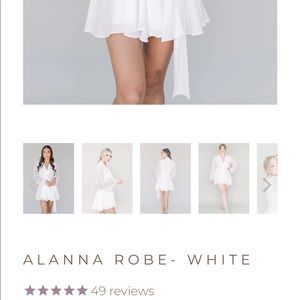 Robed with love white robe perfect for any bride 🤍